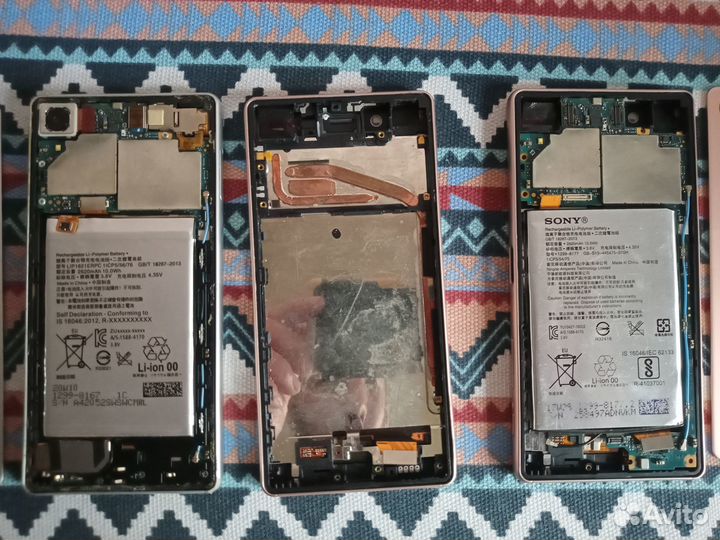 Sony Xperia X, 3/32 ГБ