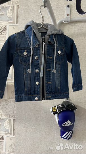 Джинсовая куртка