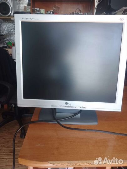 Монитор LG flatron