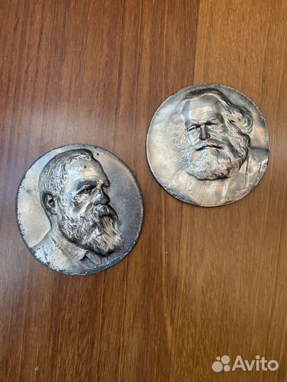 Антиквариат изделия из металла