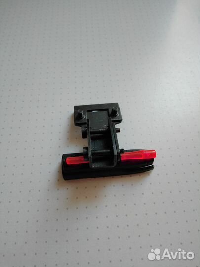 Мушка и целик