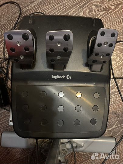 Игровая платформа руль, кресло и педали