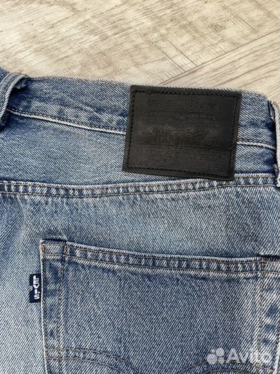 Джинсы Levi's 501