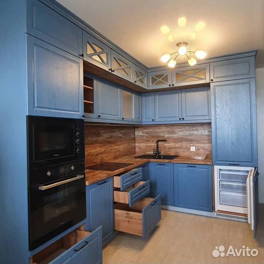 Кухня на заказ/Кухня с подсветкой