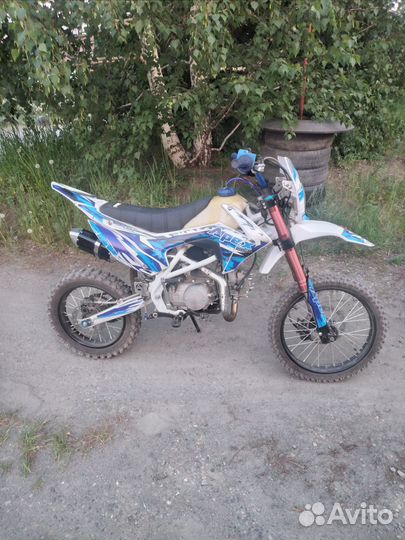 Мотоцикл кроссовый питбайк motoland apex 125