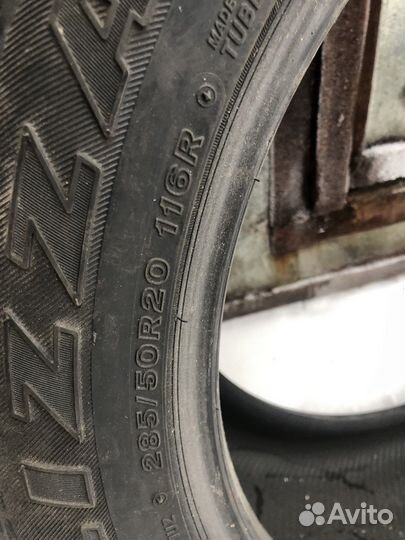 Bridgestone Blizzak DM-V1 285/50 R20