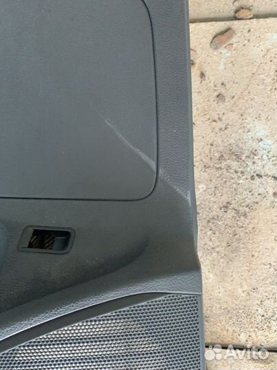 Обшивка передняя на Фольцваген