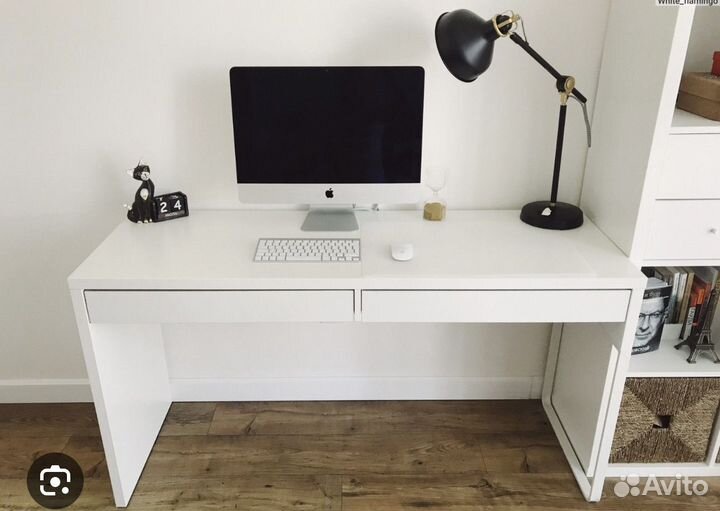 Рабочий стол IKEA
