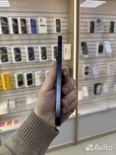 iPhone 15 Pro Max, 256 ГБ