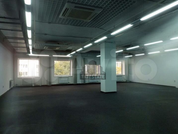 Офис 260 кв.м в бизнес-центре 