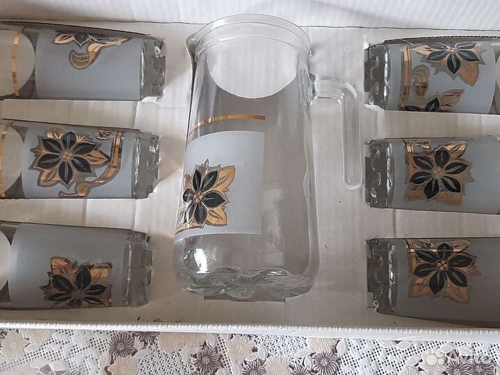 Наборы: графины, штофы со стаканами