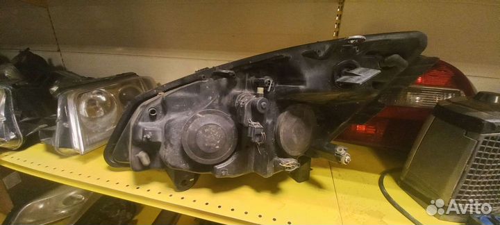 Фара правая и фанарь правый на рено сценик