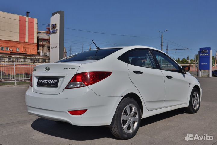Hyundai Solaris 1.6 AT, 2011, 219 677 км