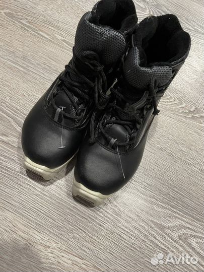 Лыжные ботинки jalas детские 35 р-р