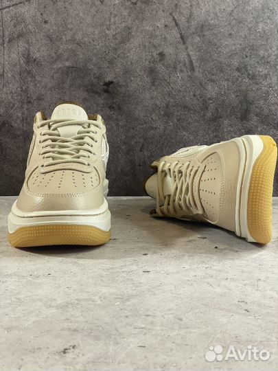 Женские кроссовки Nike Air Force 1 Luxe