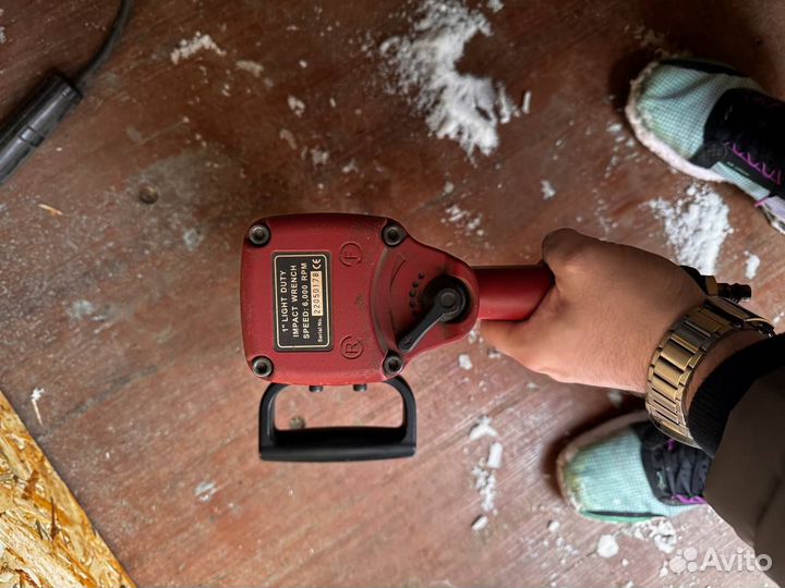 Пневмогайковерт byemax