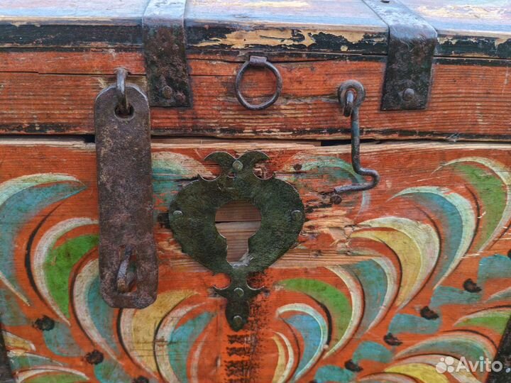 Сундук старинный, северный расписной, 19в