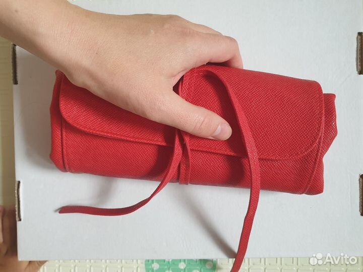 Косметичка-клатч Carolina Herrera