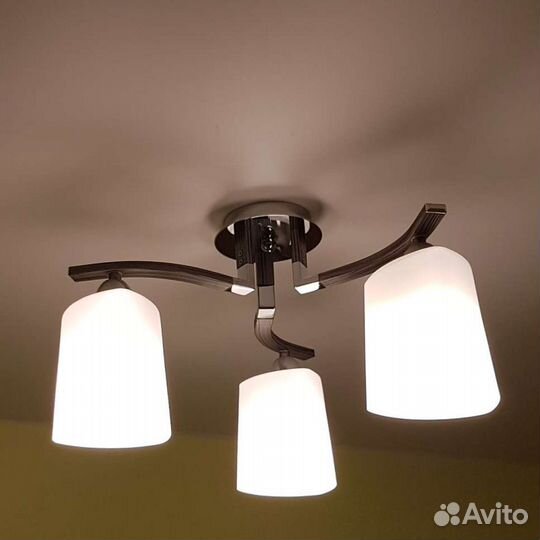 Светильник потолочный, люстра