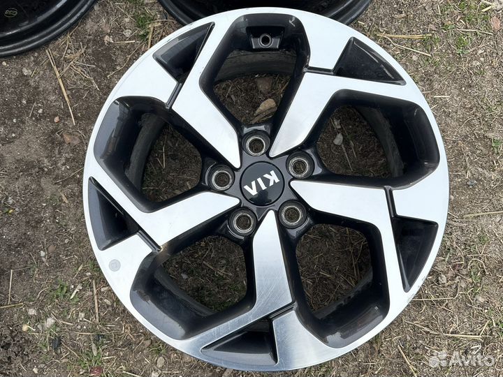 Продам диски оригинальные r 17 киа спортейдж