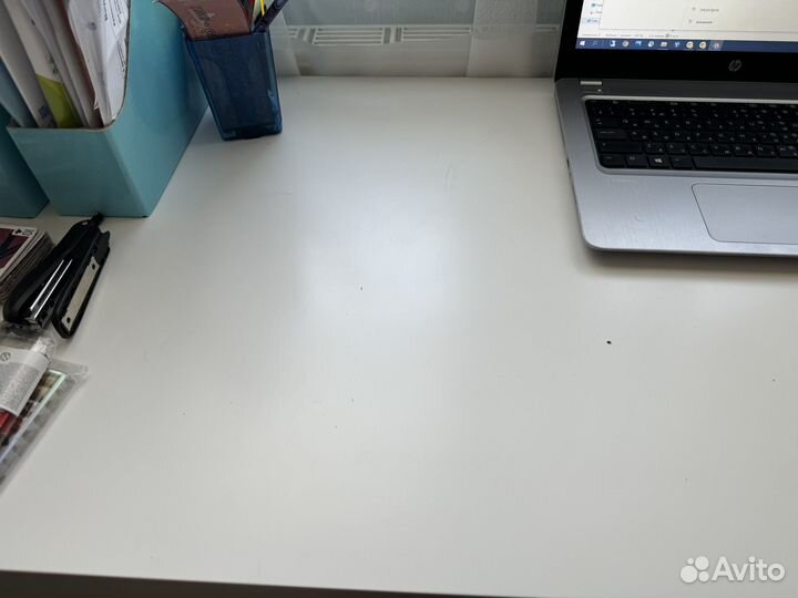 Письменный стол IKEA