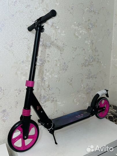 Самокат 6+ с аммортизаторами Scooter розовый