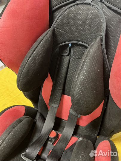 Автокресло Recaro 9-18 кг