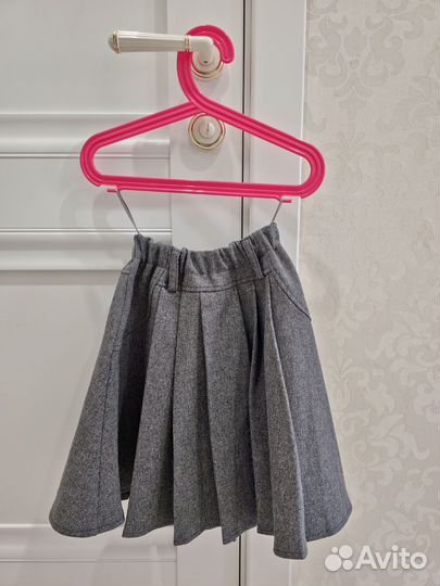 Школьная форма для девочки 128. Пиджак,юбка,жилет