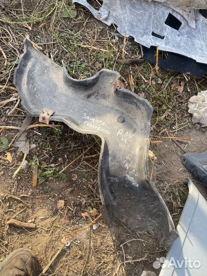 Защита пыльник горловины бензобака Rav4 xa20 00-06