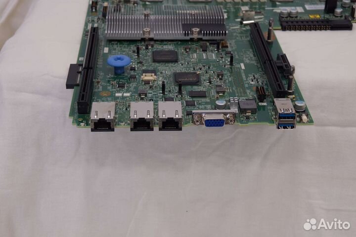 Серверная материнская плата lenovo 01PE840 - SR530