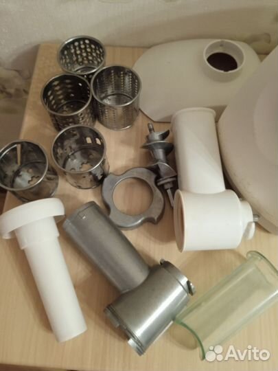 Мясорубка электрическая moulinex