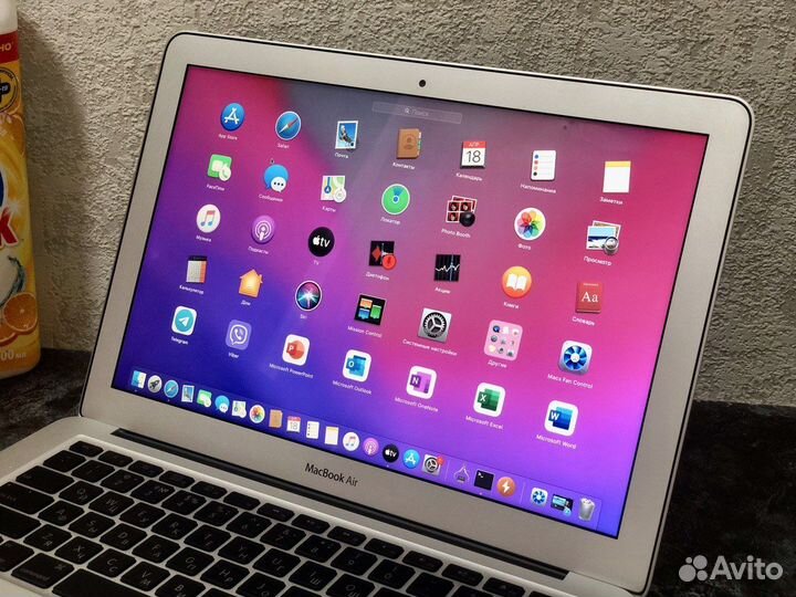 Топовый MacBook Air 13 в отличном состоянии