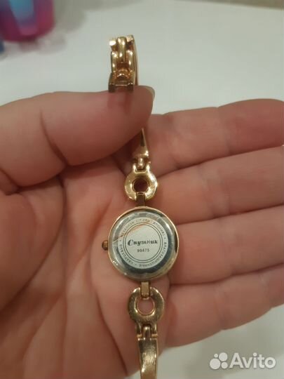 Часы кварцевые