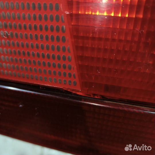 Фонарь левый BMW 5-серия E34 седан дефект