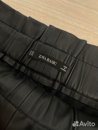 Кожаные шорты zara XS