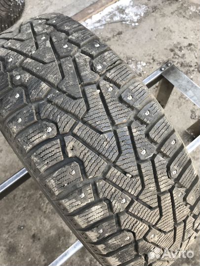 Pirelli Ice Zero 205/55 R16