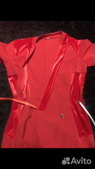 Красное платье в paul balmain