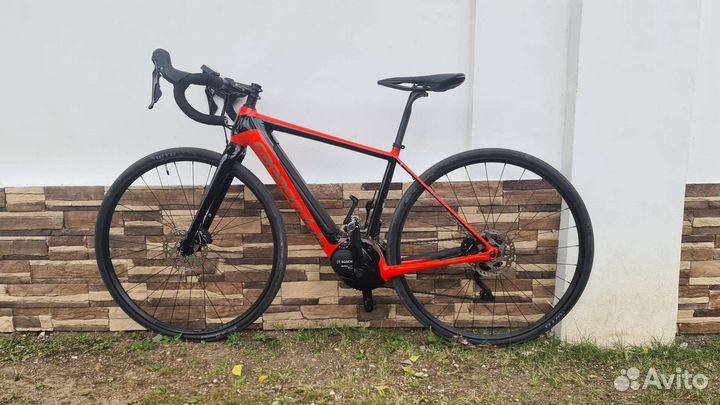 Шоссейный электровелосипед Cannondale Synapse neo2