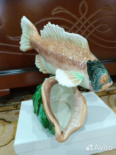 Статуэтка фаянс 