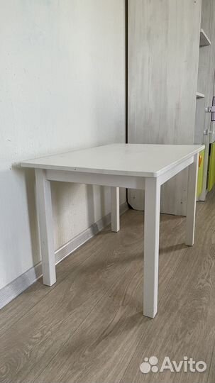 Детский стол и стул IKEA сундвик