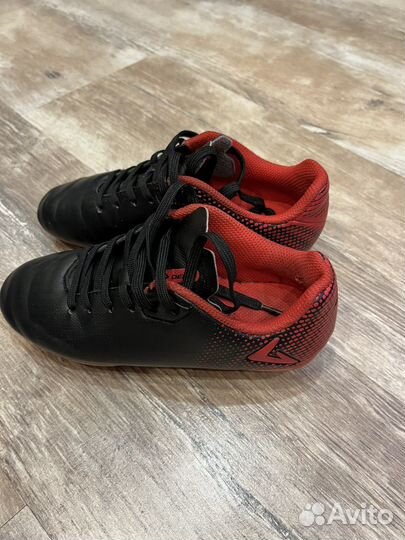 Бутсы футбольные детские