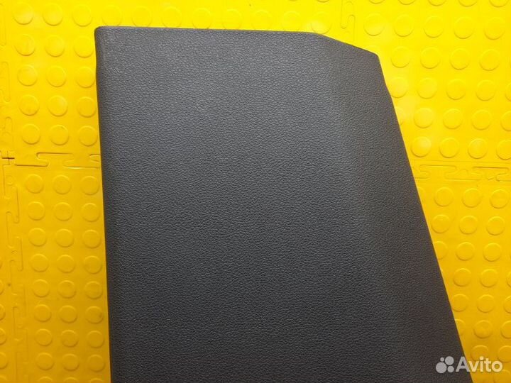 Обшивка стойки нижняя левая Skoda Kodiaq NS7 czda