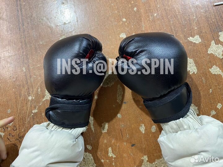 Боксерские перчатки 4oz