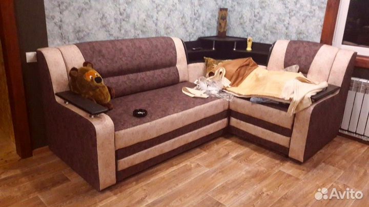 Диван угловой