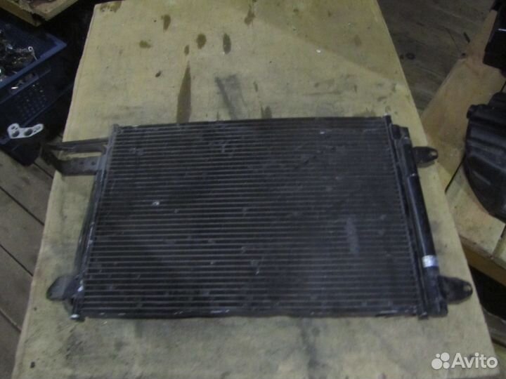 Радиатор кондиционера 1K0820411Q VAG Jetta