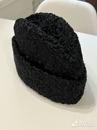 Каракулевая шапка москвичка