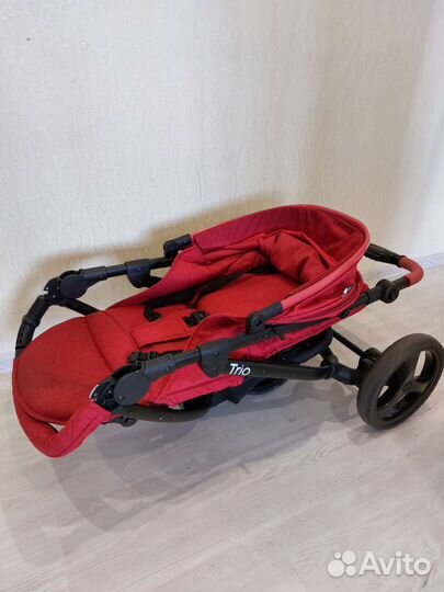 Прогулочная коляска babyton trio