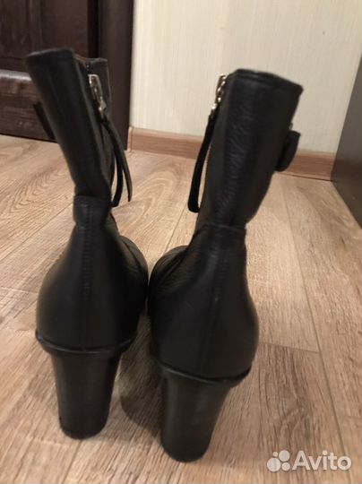 Полусапожки женские натуральная кожа 38 размер