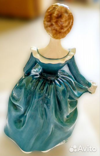 Коллекционная статуэтка цвет Royal Doulton Англия