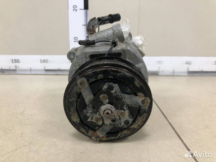 Б/У Компрессор системы кондиционирования 7813A6